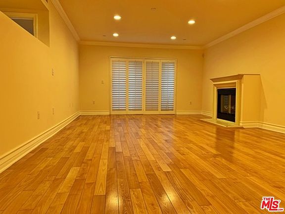 5th image of 1246 Armacost Ave APT 103