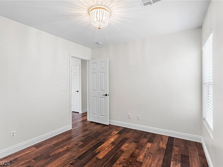 11223 Tribiani Ave — Photo 45