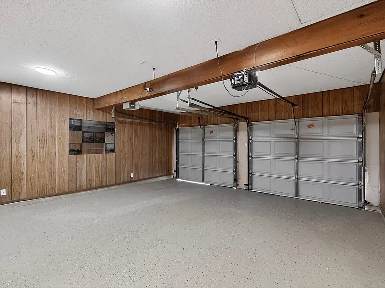 1016 Sproles Dr — Photo 38