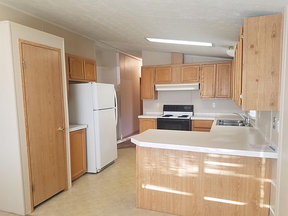 5th image of 12858 Onyx Dr