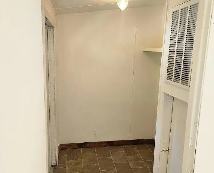 1066 Cloverhill Rd — Photo 16