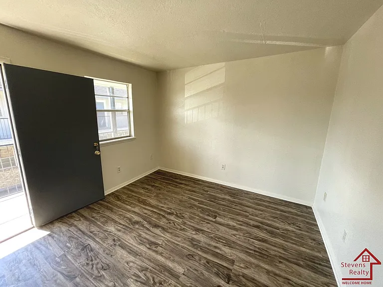Amber Apartments — Photo 61