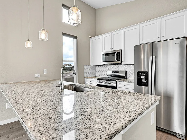 2407 Zorro Hts — Photo 9