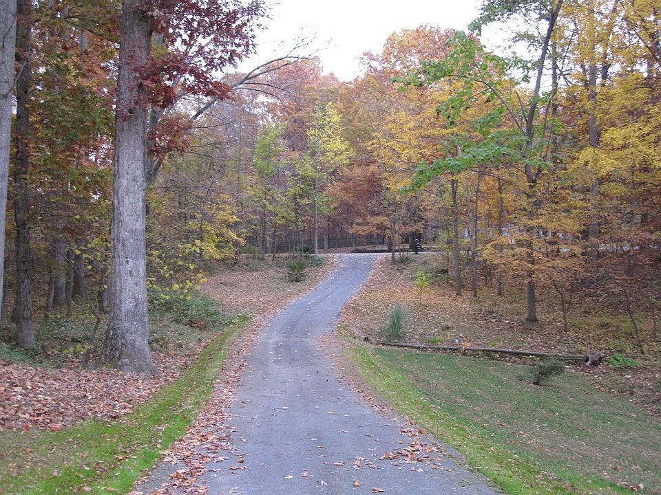 Driveway to Road