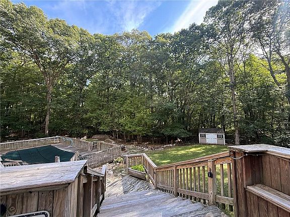 3rd image of 26 Trout Brook Ln