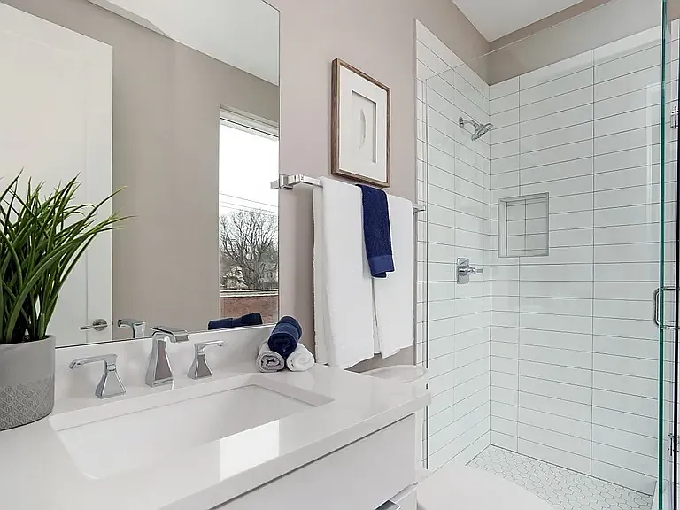 341 Douglas Ave #201 — Photo 7