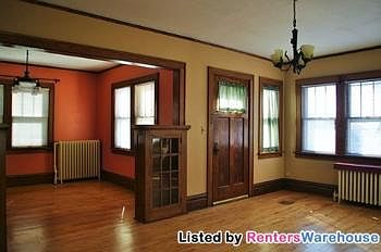 5th image of 1067 Blair Ave