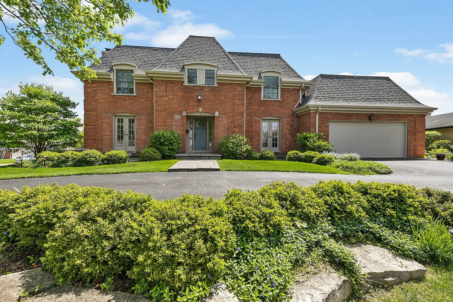 5615 Lawn Dr photo 1
