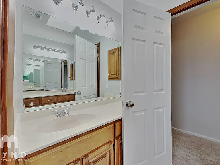 15710 Fern Ridge St — Photo 20
