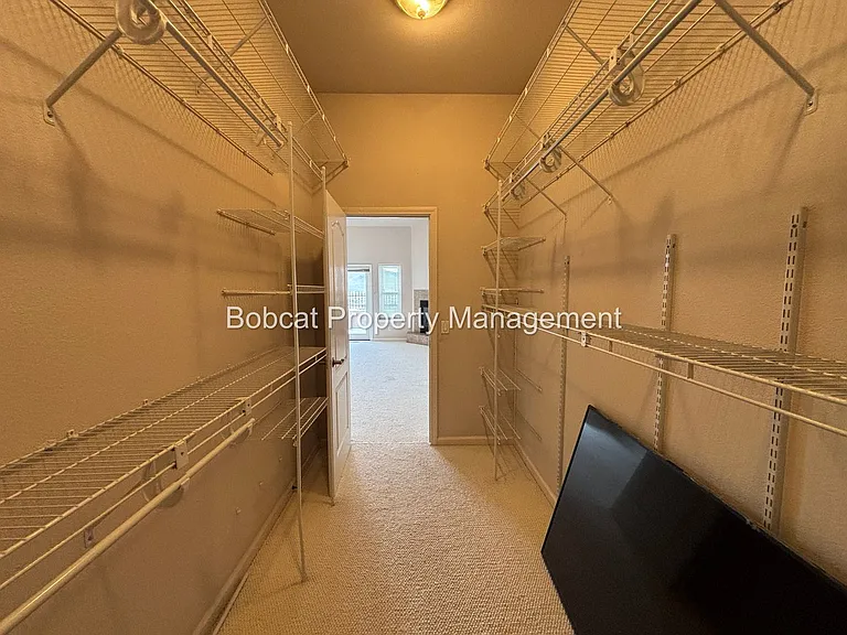 963 Ranchview Cir — Photo 38