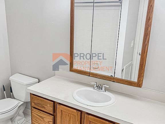 3rd image of 173 Pinewood Cir