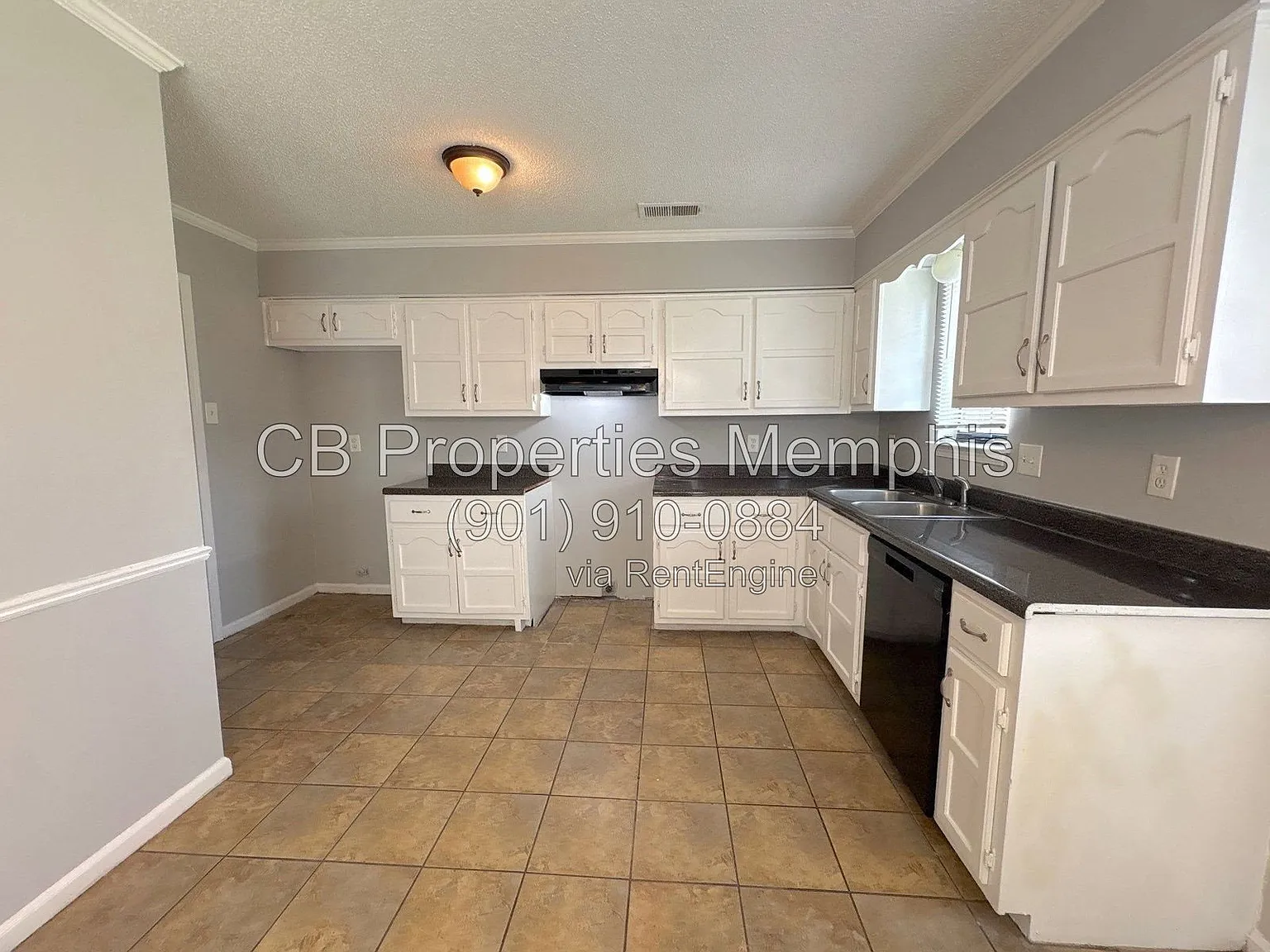 3 bed, 2.0 bath, 1260 sqft, $1,445 — Photo 2