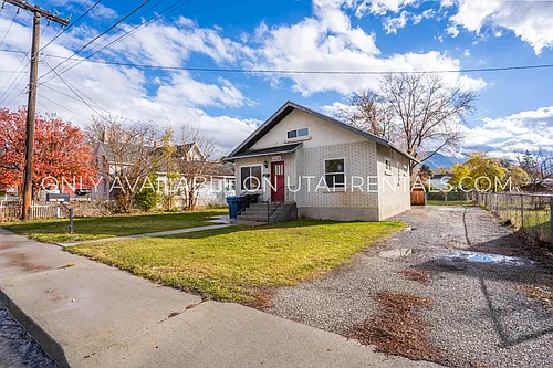 329 W 300 S Photo 1