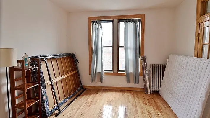 Rented by Park Property Advisors | media 10