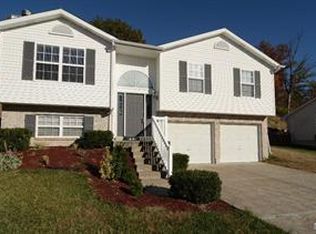 103 Winter Valley, Fenton, MO 63026