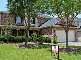 12812 Flat Creek Dr, Pearland, TX 77584
