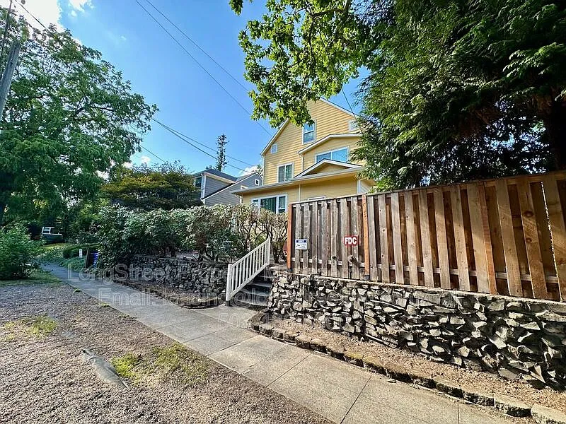 1 bed, 1.0 bath, 750 sqft, $1,495 — Photo 3