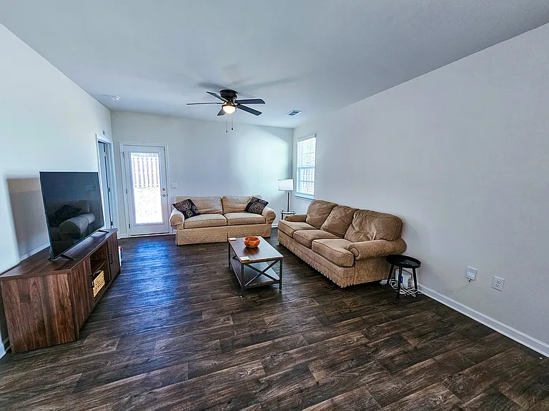 1253 Mosser Dr — Photo 23