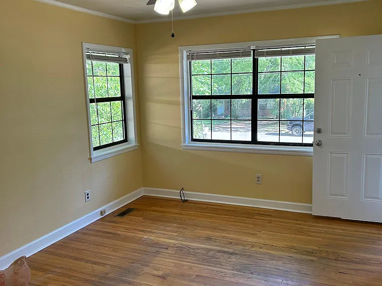 1126 McKinley Ave — Photo 10