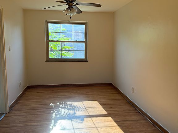 3rd image of 1790 Northwest Ct APT C
