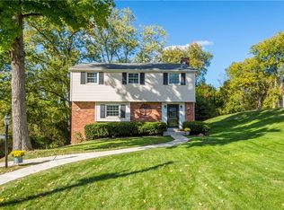 654 Aljo Dr, Pittsburgh, PA 15241