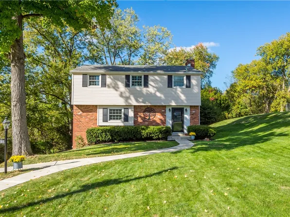 654 Aljo Dr, Pittsburgh, PA 15241