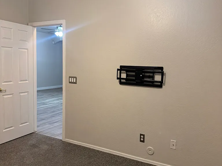 8421 W Mohave St — Photo 27