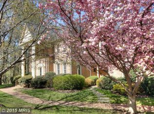 851 Christensen Ct, Great Falls, VA