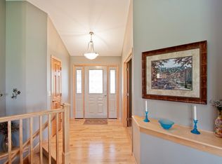 820 Hillside Trl, Hudson, WI 54016