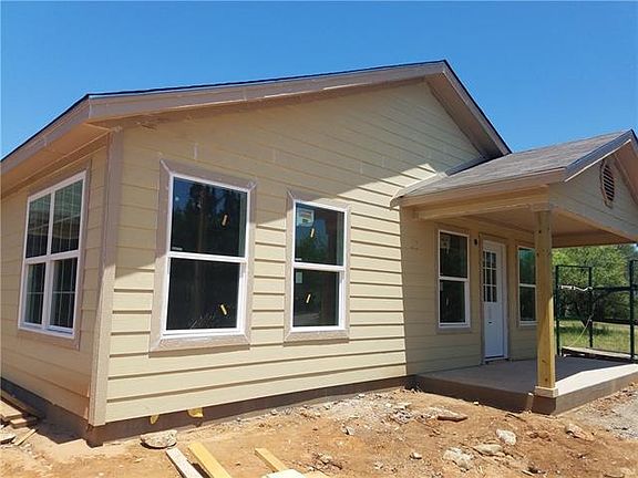 4th image of 2605 Christine Dr