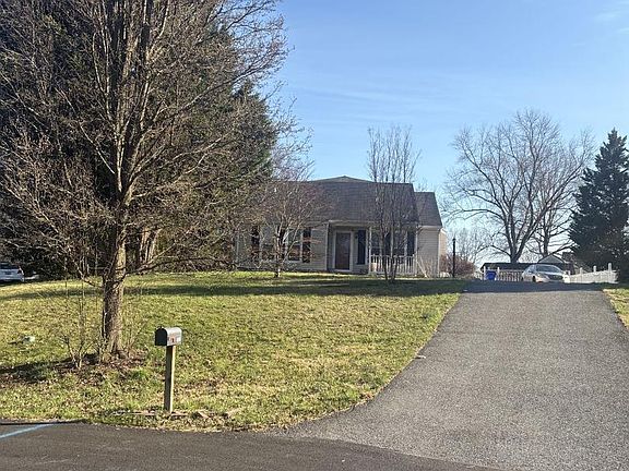 3rd image of 148 Wicomico Ct
