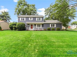 2206 Midlawn Dr, Toledo, OH