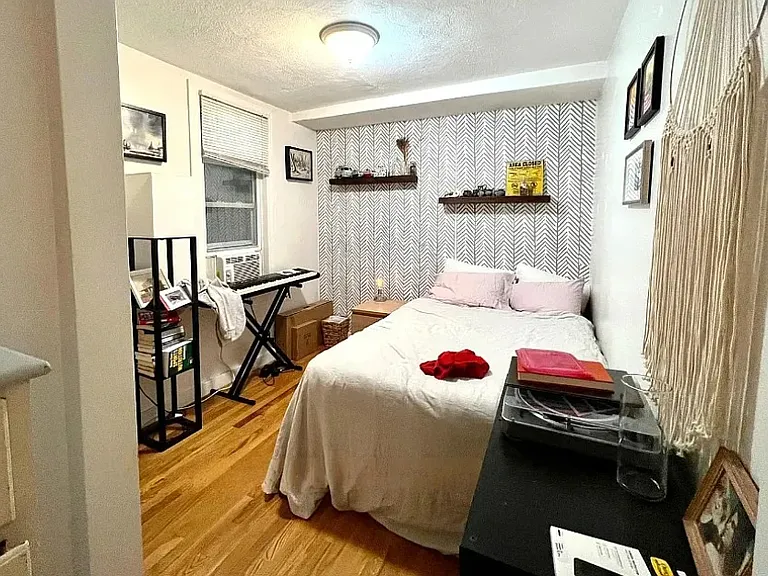 223 Summer St #4 — Photo 16