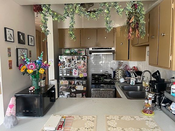 4th image of 5310 N Chester Ave APT 209