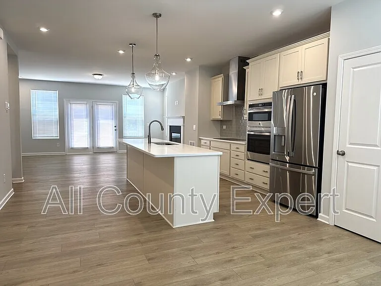 2817 Beacon Bend Xing — Photo 15