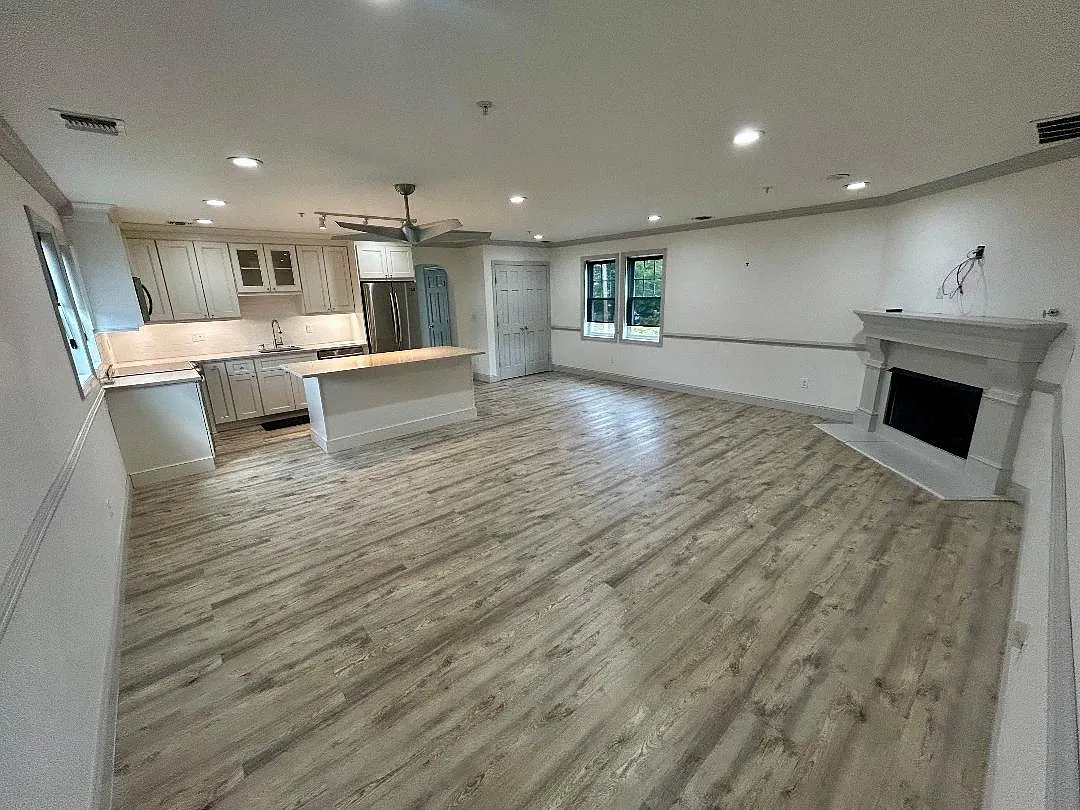 1 bed, 900 sqft, $3,100 — Photo 2