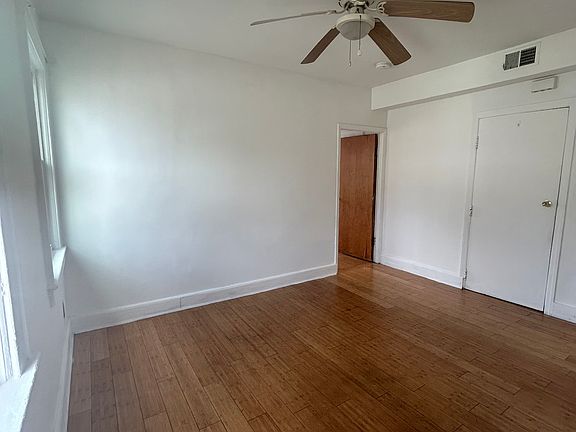 5th image of 245 W Westfield Ave