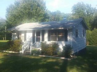 2258 Oakland Rd, Louisa, VA 23093