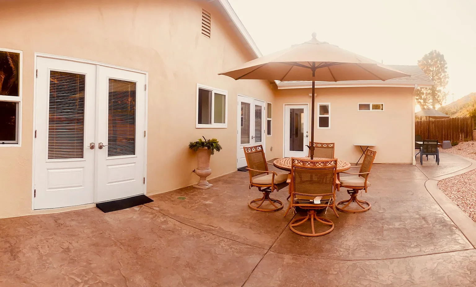 6572 Salizar St — Photo 3