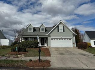 4509 Woodway Dr, Kernersville, NC 27284
