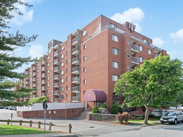 30 Revere Beach Pkwy APT 116, Medford, MA 02155