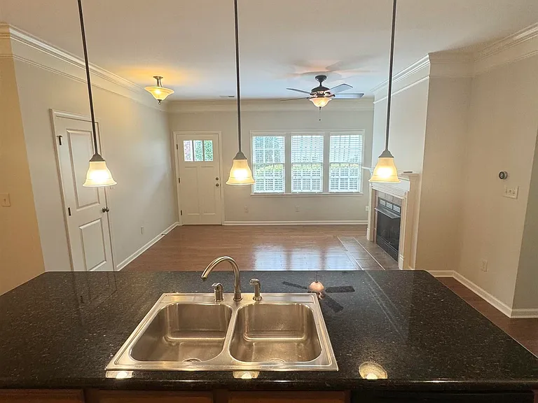 113 Belltower Ln SW — Photo 5