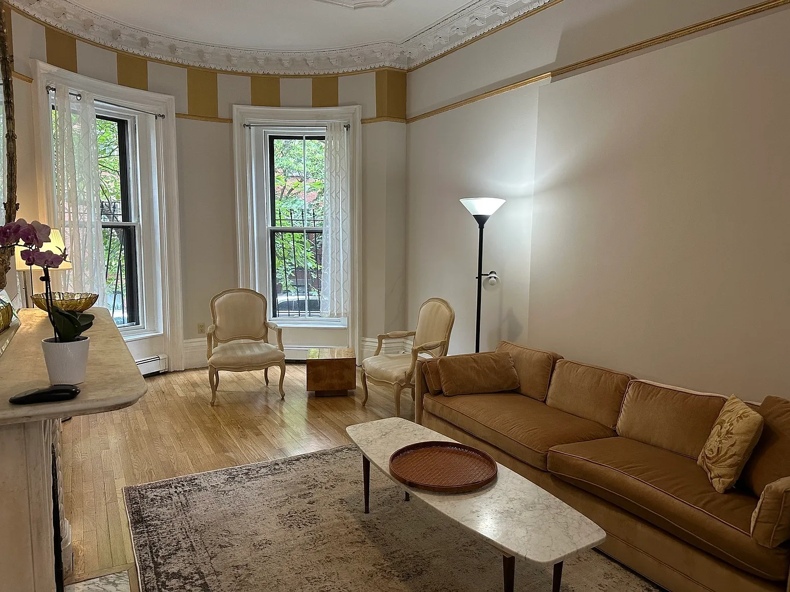 1 bed, 1.0 bath, 900 sqft, $4,600 — Photo 3