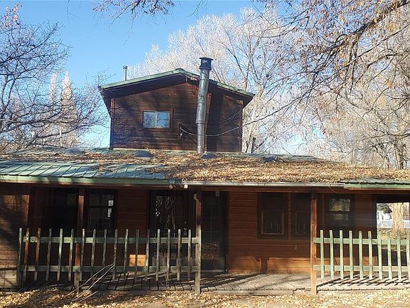 3rd image of 125 Denver Avenue