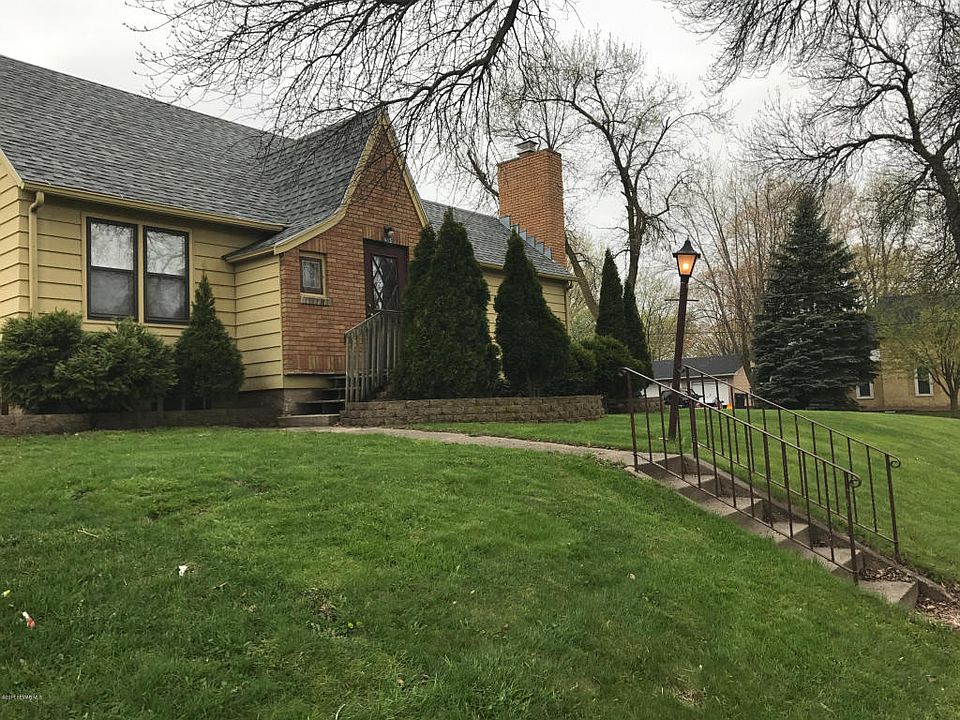 1st image of 405 E Rose St
