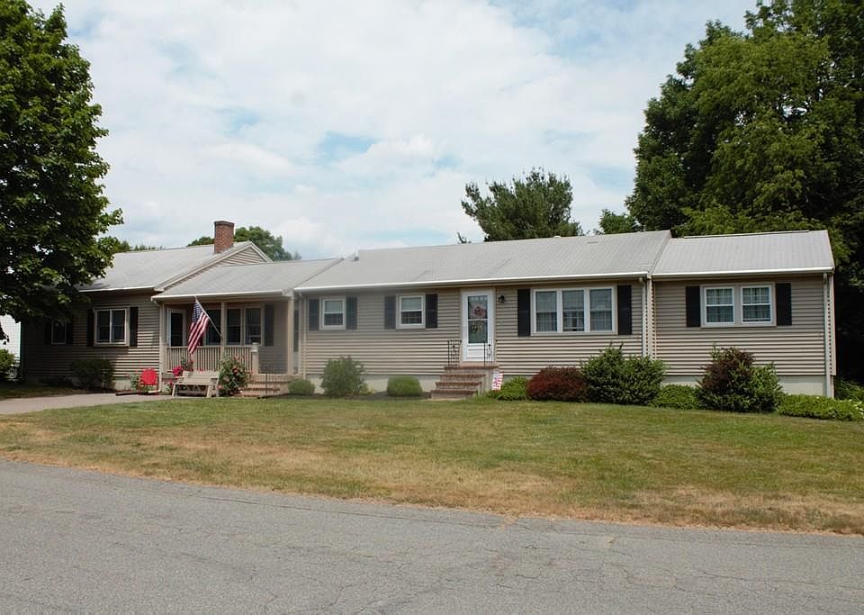 1st image of 22 Hopkins Dr