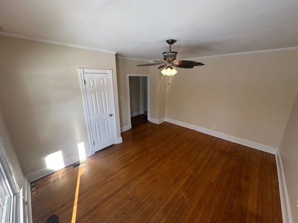 11 Sterling St APT 2