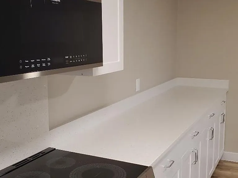 Sand Pebble Community *Renovated Units — Photo 5