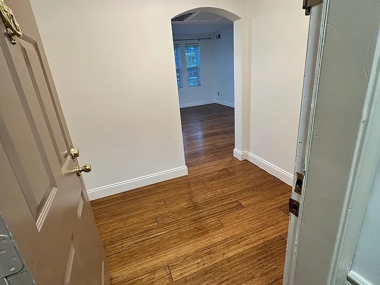 2015 Key Blvd #602 — Photo 3