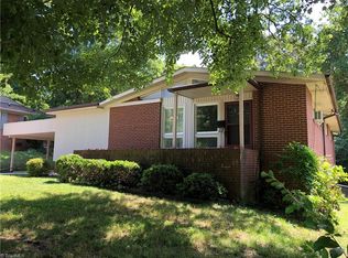 1706 Bristol Pl, High Point, NC 27262